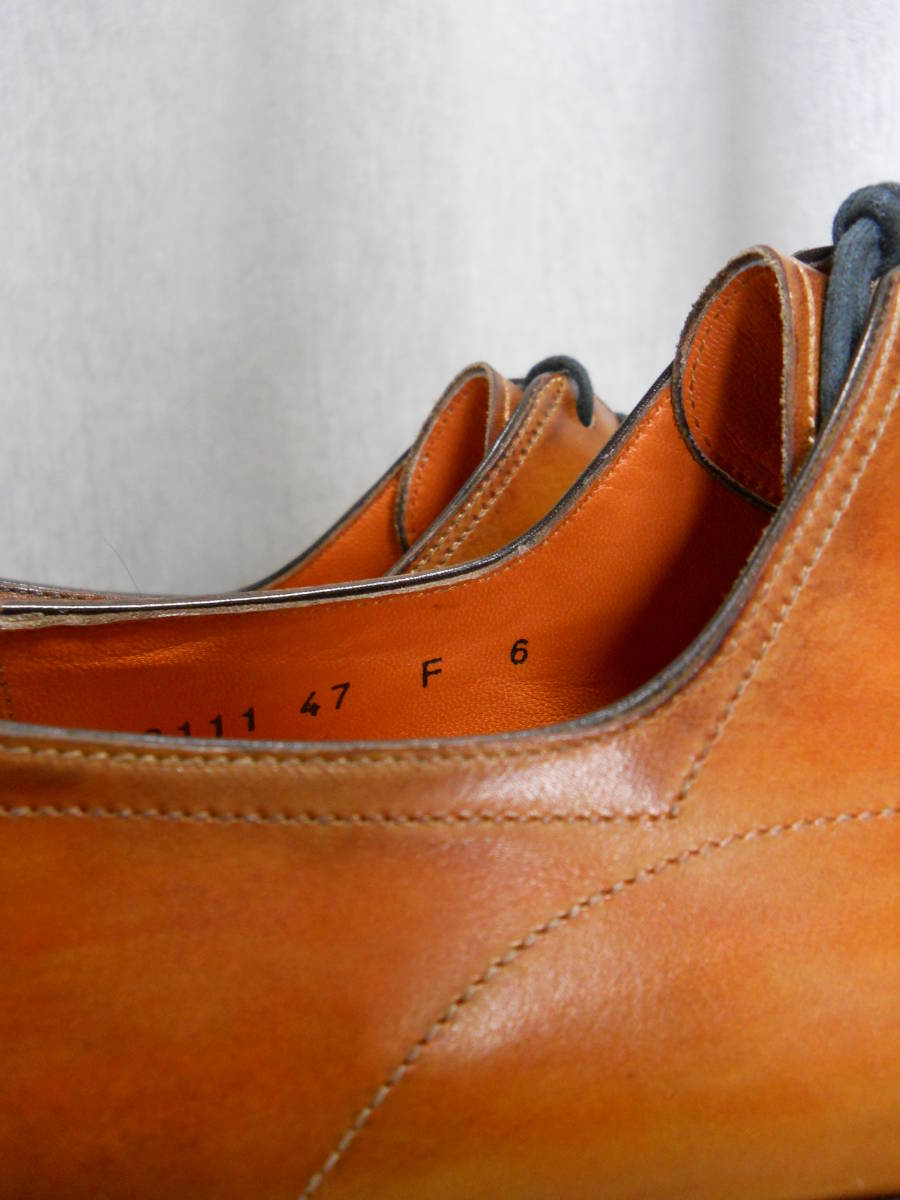 サントーニ レザーシューズ スキンステッチ入りUチップ 6 サントーニ レザーシューズ スキンステッチ入りUチップ 6