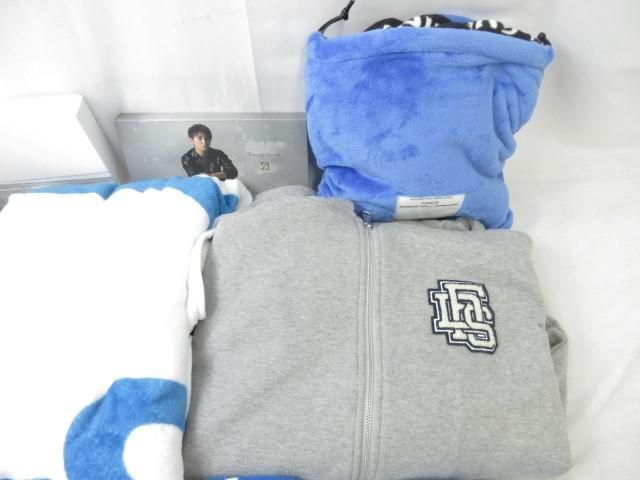 [ including in a package possible ] secondhand goods AAA. Shinji . Parker muffler towel blanket etc. goods set 