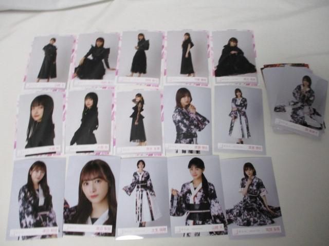 【同梱可】中古品 アイドル 櫻坂46 渡辺梨加 上村莉菜 他 生写真 52枚 グッズセット_画像2