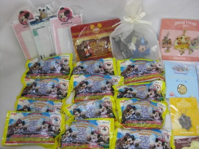 [ including in a package possible ] secondhand goods Disney Mickey minnie Halloween other key chain strap etc. goods set 