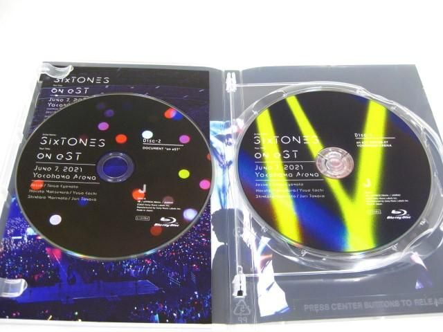 【中古品 同梱可】 SixTONES Blu-ray Feel da CITY 初回盤 OneST 通常盤 等 2点 グッズセットの画像4
