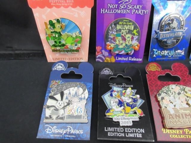 [ including in a package possible ] superior article Disney abroad made pin badge Mickey minnie oz warudo other Halloween etc. goods set 