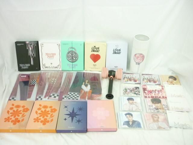 【同梱可】中古品 韓流 TWICE BLACKPINK Kep1er ZB1 ペンライト Magic Hour LOVE STRUCK! CD 等 グッズセットの画像1