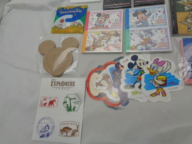 [ including in a package possible ] secondhand goods Disney Donald daisy Mickey photography other memory sticker etc. goods set 