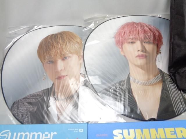 [ включение в покупку возможно ] б/у товар ..ATEEZ SUMMER PHOTOBOOK DVD веер "uchiwa" и т.п. товары комплект 