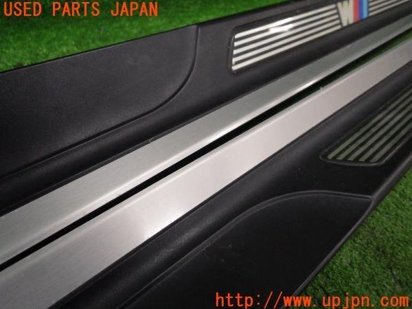 3UPJ=87180616]BMW 330Ci ガブリオレ M-SPORT(AV30 E46)前期 純正 エントランスカバー スカッフプレート 1台分 中古の画像2