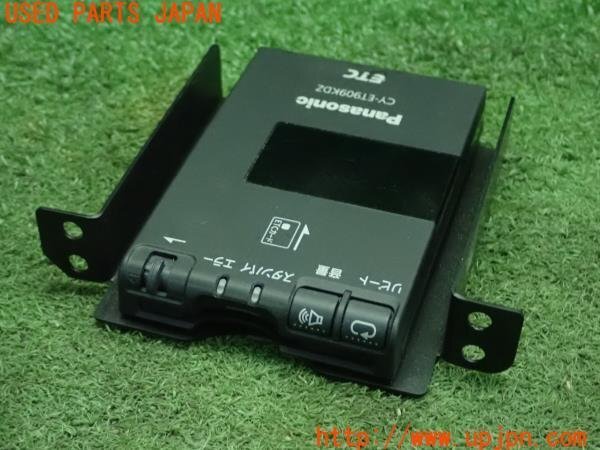 3UPJ=96250503]ハイエースバン 200系 4型(KDH201V) Panasonic ETC車載器 CY-ET909KDZ 分離型 音声案内 本体のみ パナソニック 中古_画像4