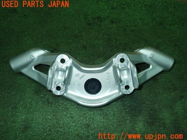 3UPJ=99300561]BMW R1200RS(R12NB K54)純正 ハンドルバークランプ 8549547 中古_画像5