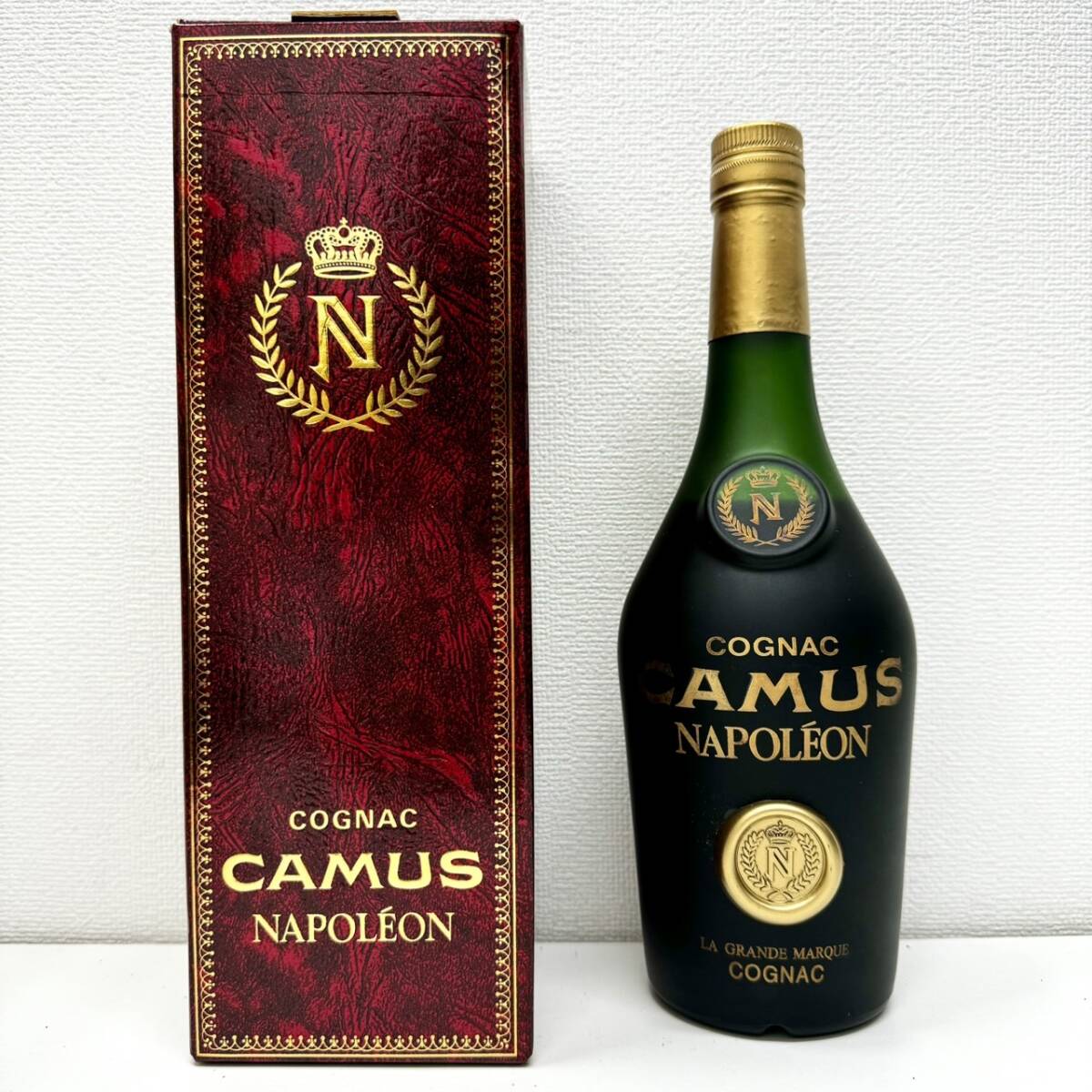 【EB-6480】1円～ CAMUS COGNAC NAPOLEON カミュ コニャック ナポレオン 700ｍｌ 40％ ブランデー 箱付 未開栓 中古 保管品 状態写真参照_画像1