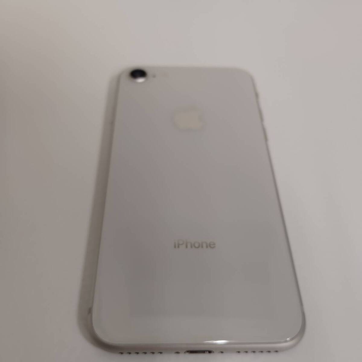 【SYC-3929】【1円スタート】 Apple iPhone8 MQ792J/A 64GB シルバー スマホ 本体 利用制限〇 IMEI:352997096337663 中古品の画像3