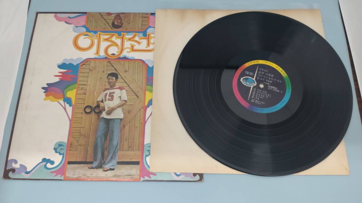 イ・ジョンソン 韓国フォーク シンガーソングライター SSW 1976年 地球レコード社 レア盤の画像3