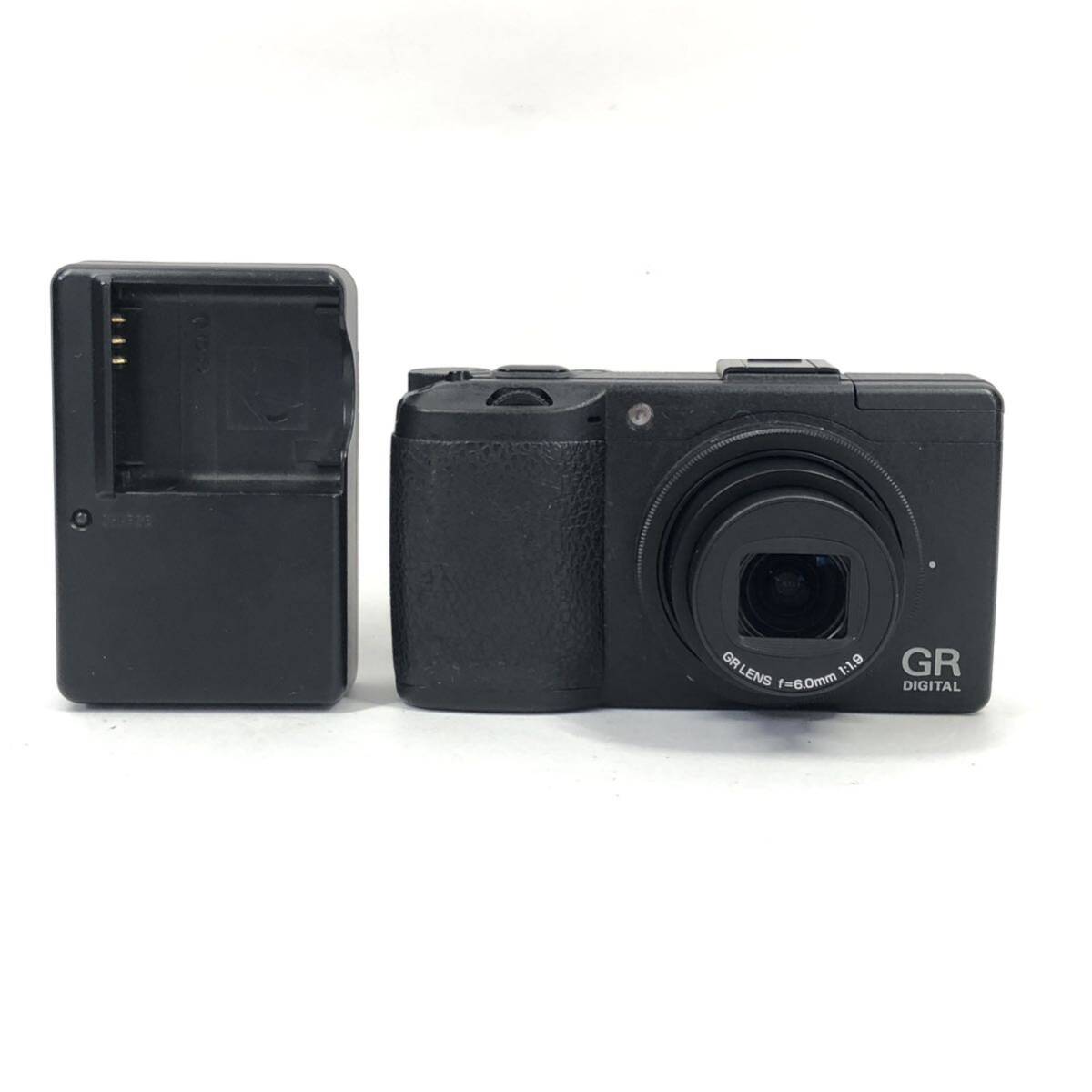 14000円 動作確認済 RICOH GR DIGITAL III リコー コンパクト 14000円 動作確認済 RICOH GR DIGITAL III リコー コンパクト