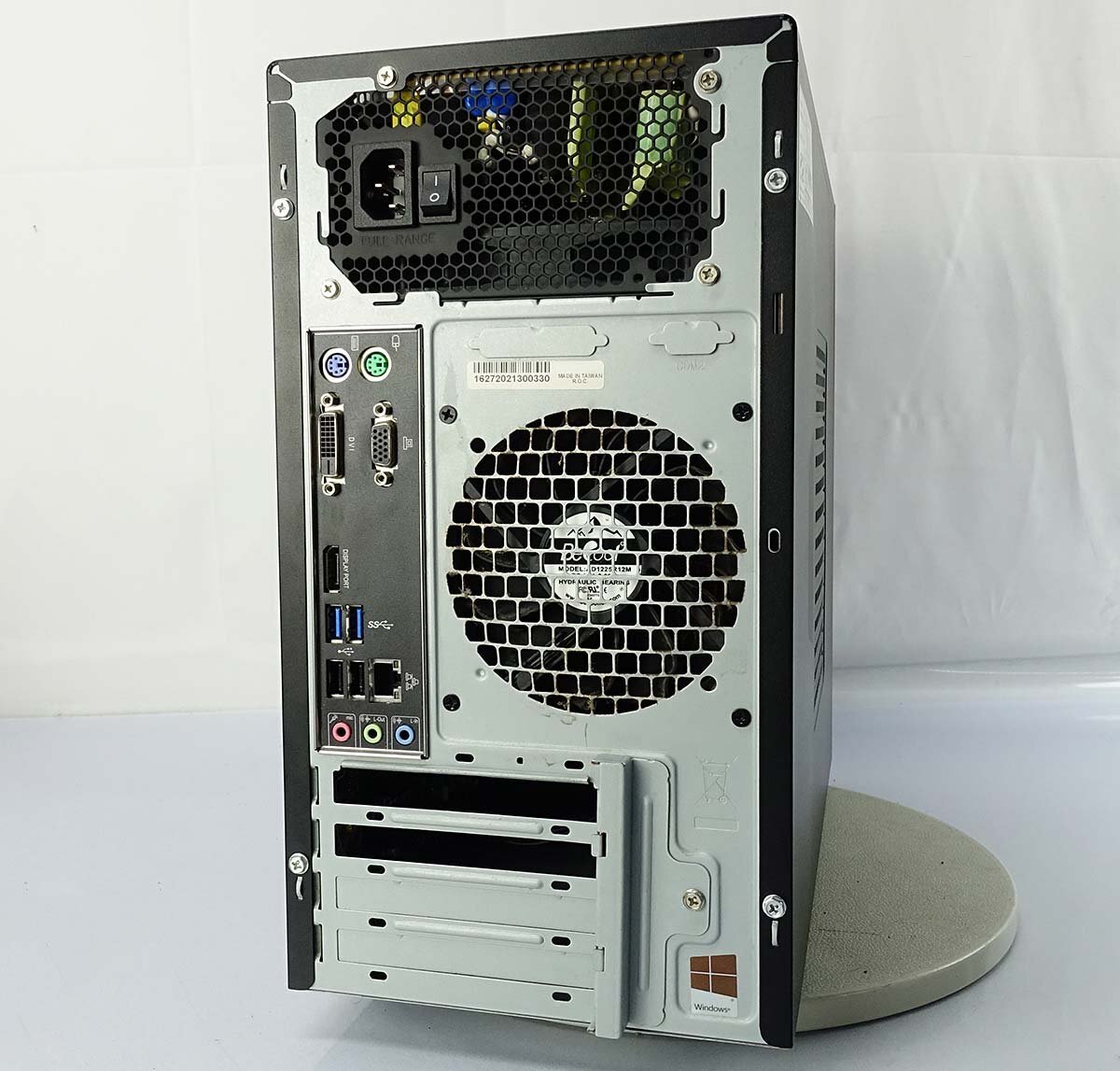 ジャンク iiyama LEVEL ILeDxi-M022-Ai7__-RNJRB/Core i7 7700/メモリ無/HDD無/デスク PC UNITCOM ユニットコム タワー S041116Kの画像4