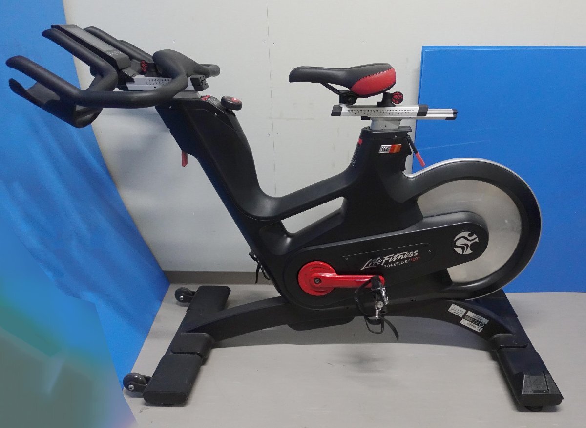 【残りわずか】簡易チェックのみ 2018年製 Life Fitness IC7 IC-LFIC7B2-01 屋内サイクル エアロバイク 業務用 日通パレット載 N040404の画像1