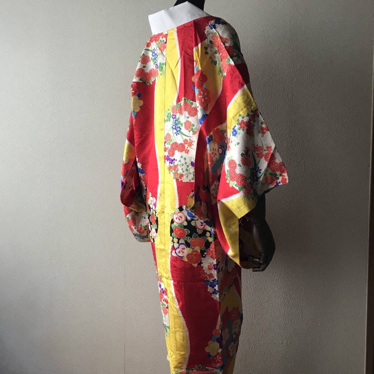  коллекционный выпуск * прекрасный товар * античный * длинное нижнее кимоно *.* красочный 