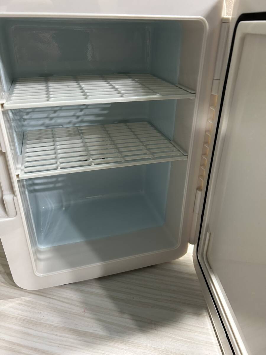 Mini refrigerator　クーラーボックス