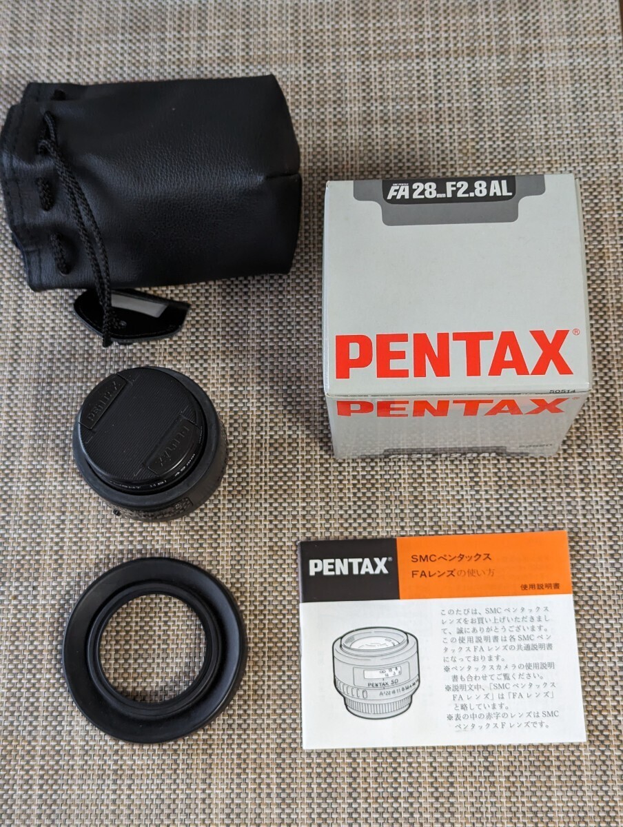 中古ペンタックス PENTAX smc PENTAX-FA 28mm F2.8 ★前後キャップ・MCフィルター・ケース・レンズフード付★の画像1