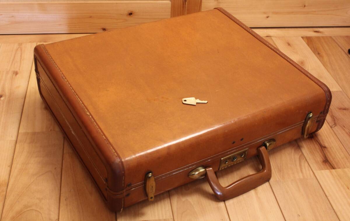 ※ヴィンテージ Samsonite サムソナイト 鍵付き スーツケース ブラウン色 約W46xH40x14㎝の画像2