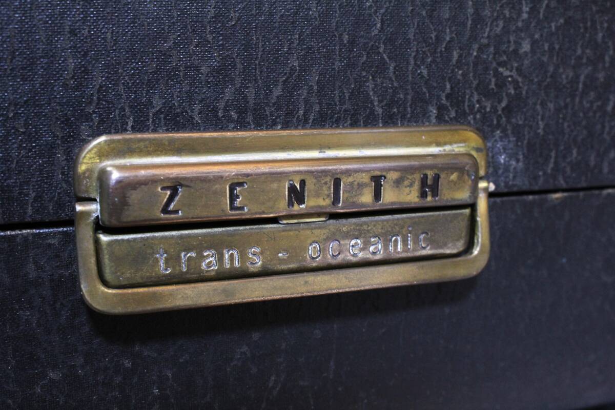 ※ヴィンテージ ZENITH ゼニス 真空管ラジオ 通電確認 約44x30x20cm の画像7