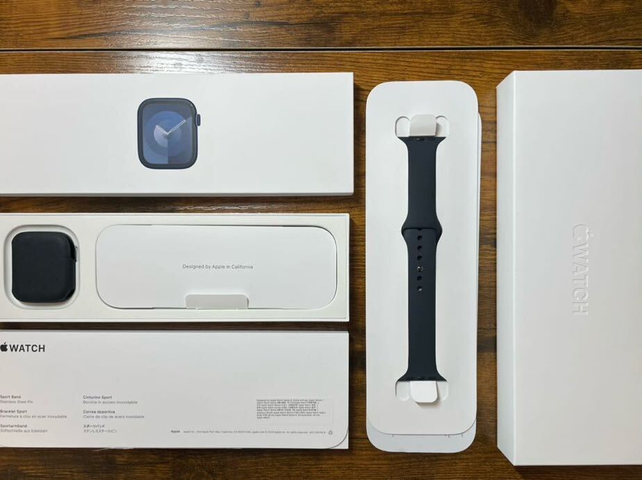 Apple Watch Series 9 GPSモデル 45mm ミッドナイトアルミニウムケースとミッドナイトスポーツバンド M/L MR9A3J/A_画像1
