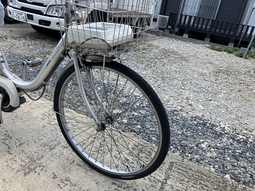 H5 used electric bike 1 jpy outright sales! Bridgestone assistor silver delivery Area inside is postage 3800 jpy . delivery 