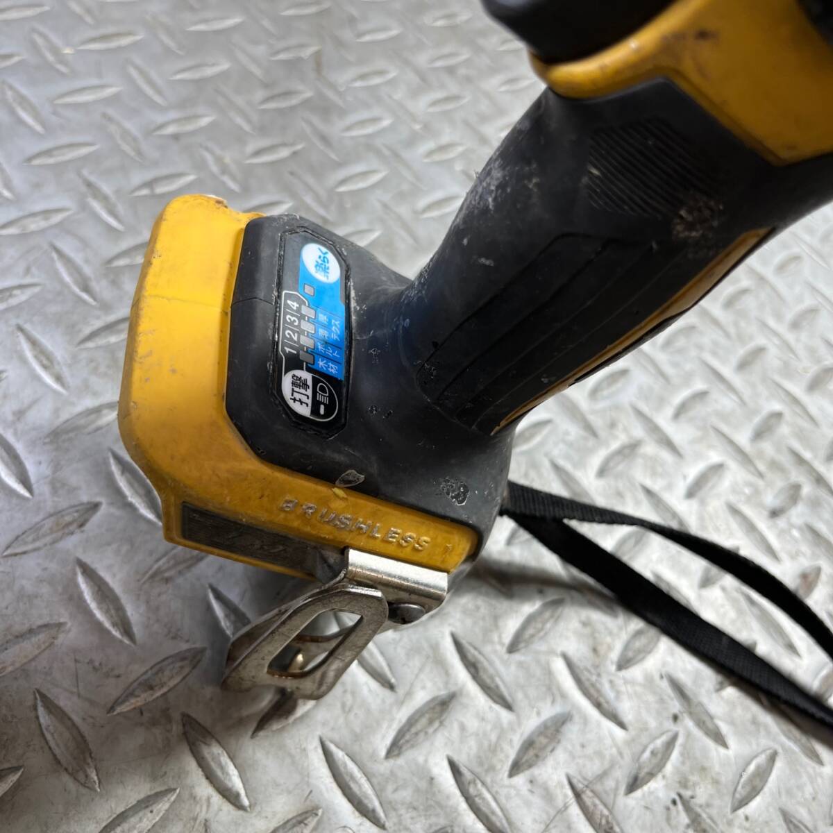 中古品】☆マキタ(makita) コードレスインパクトドライバー TD172DZFY 本体のみ 穴あけ 締め付け 18V 黄色 イエロー 【格安出品♪】(本体)|売買されたオークション情報、Yahoo!オークション(旧ヤフオク!) の商品情報をアーカイブ公開 - オークファン(aucfan.com)