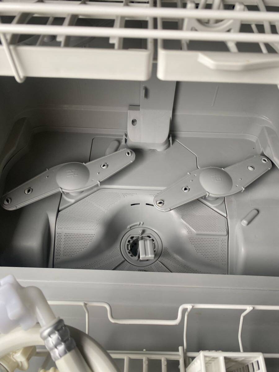 Panasonic パナソニック 電気食器洗い乾燥機 NP-TAE5-w 2018年製 現状品 通電確認済み ホワイト _画像8