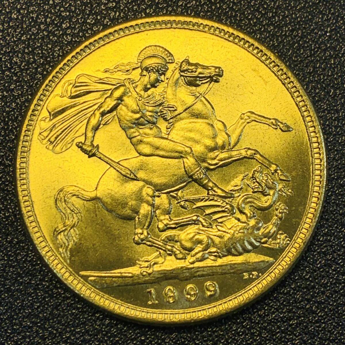 金貨 古銭 1899年  イギリス ヴィクトリア女王 竜殺し クラウン コイン 硬貨の画像1