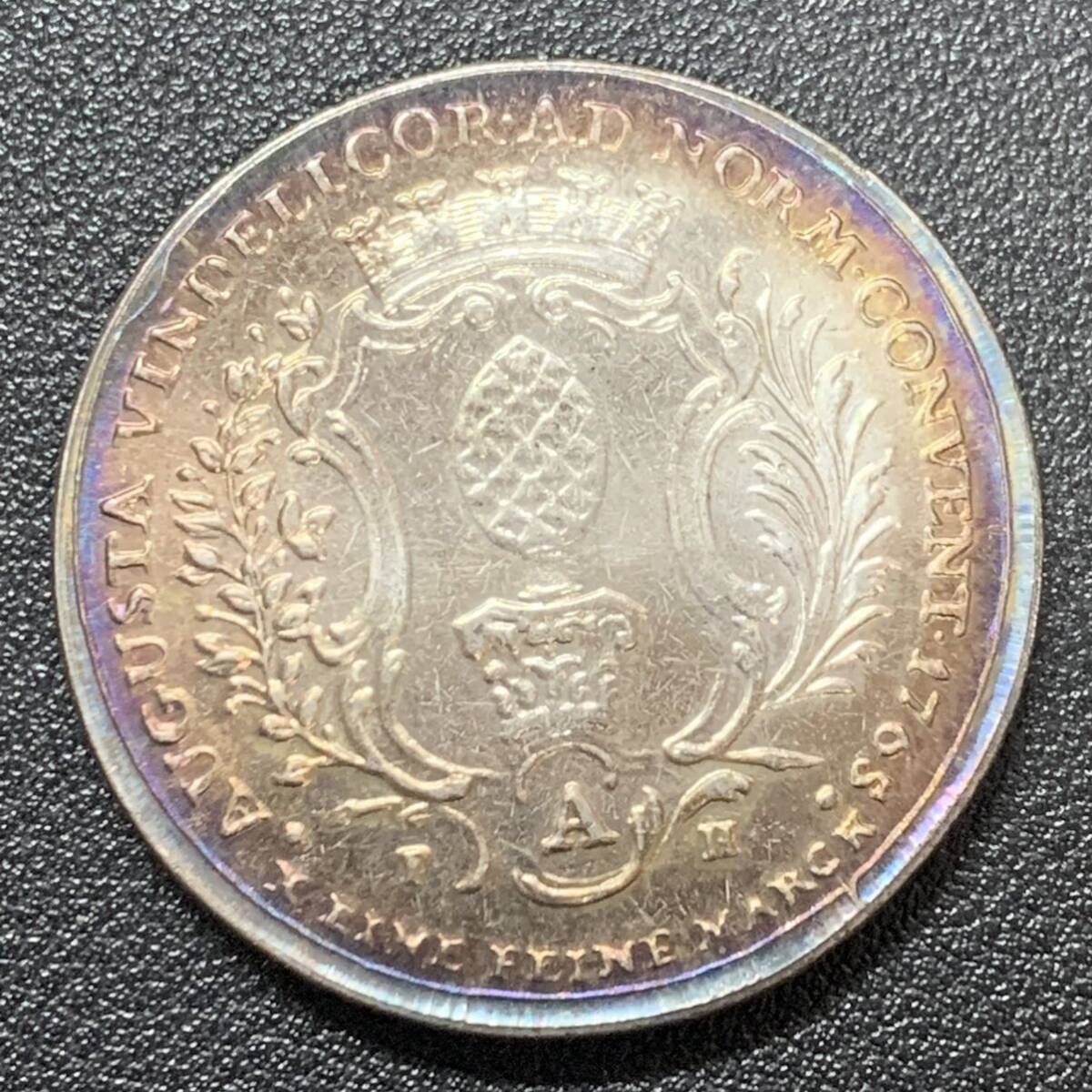 銀貨 古銭 1765年 ドイツ フランツ1世 バロック シンボル 松ぼっくり 皇帝 大型 コイン 硬貨  ターラーの画像2