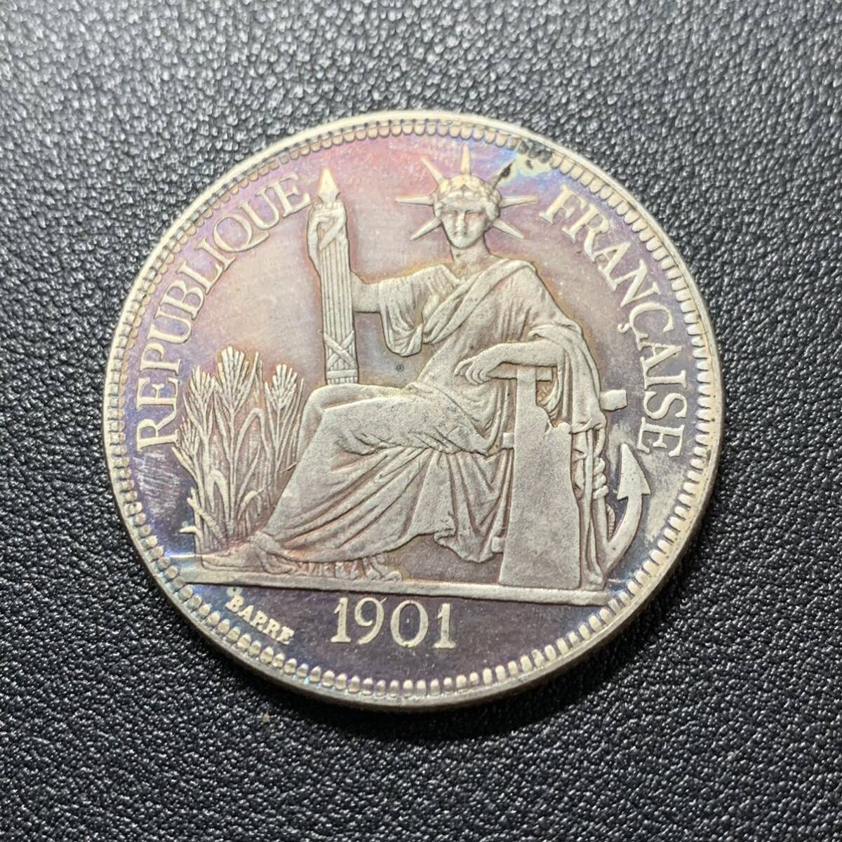 銀貨 古銭 フランス領インドシナドル 1901年 自由の女神デザイン コイン 硬貨の画像1