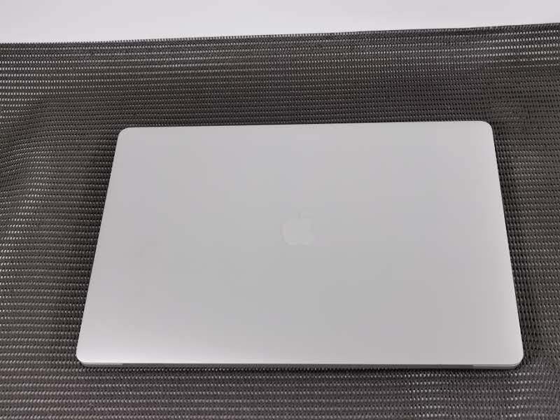 超スペック2019年製! Apple MacBook Pro【 超速SSD1TB 】Core i9-9980HK 2.40GHz/メモリ32GB/ Wi-Fi / ダブルOS / Office