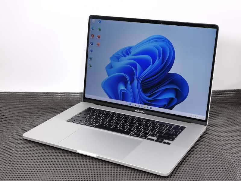  super specifications 2019 year made! Apple MacBook Pro[ super speed SSD1TB ]Core i9-9980HK 2.40GHz/ memory 32GB / Wi-Fi / double OS / Office