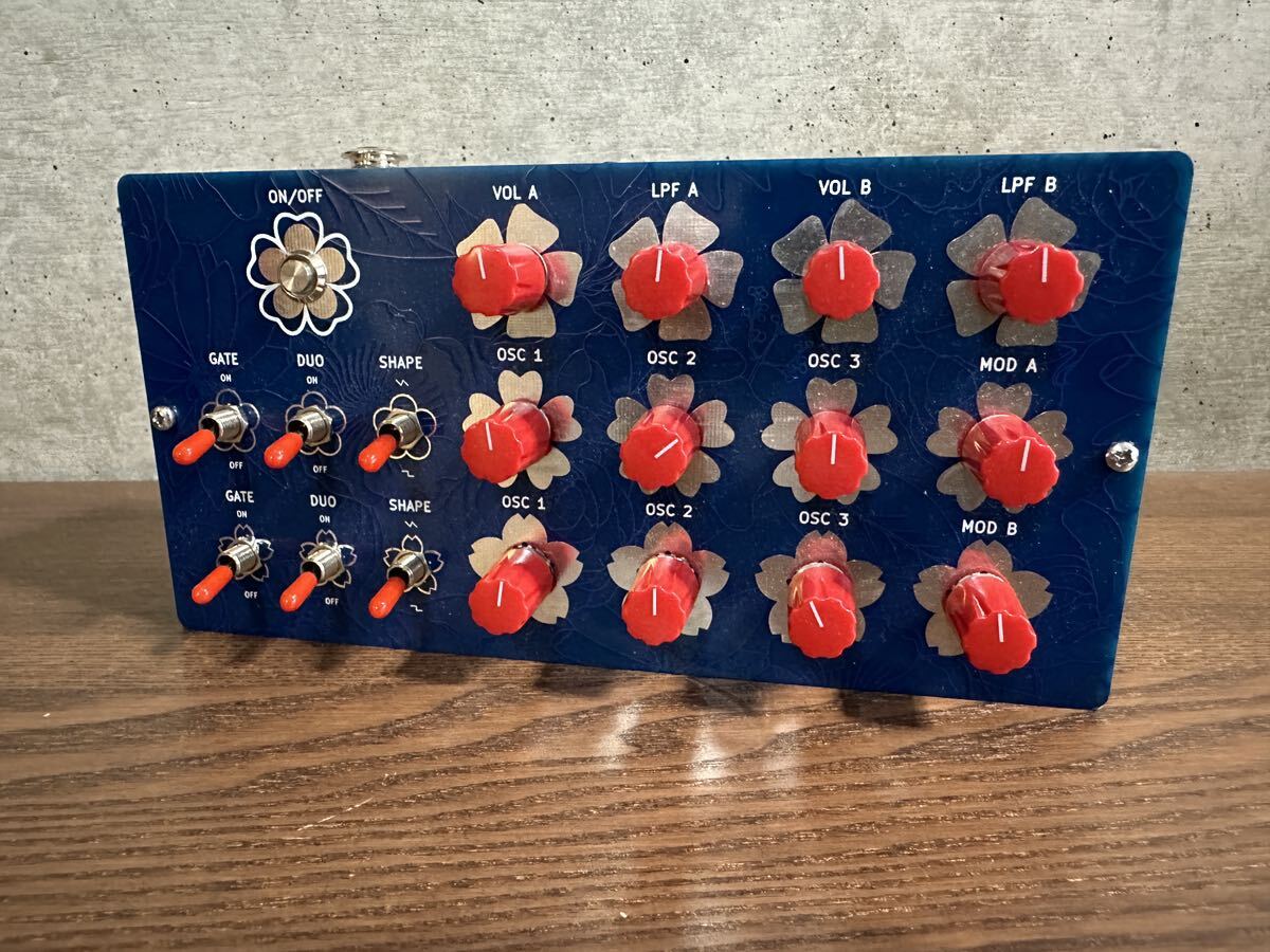  drone Synth modular Synth dtm daw Beanie Bunnie Hana Synth unused . close 