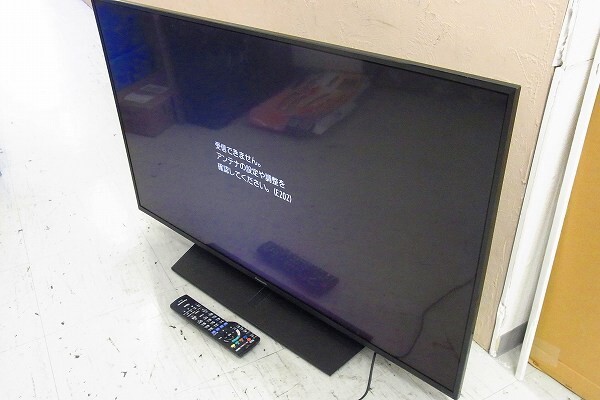 G003-J29-148【引取限定】PANASONIC パナソニック TH-43HX850 43インチ 液晶テレビ 通電確認済み 現状品③＠の画像2