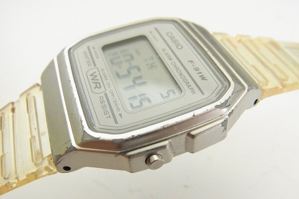 H351-J28-86◎ CASIO カシオ F-91W レディース クォーツ 腕時計 現状品① ◎(0)_画像3