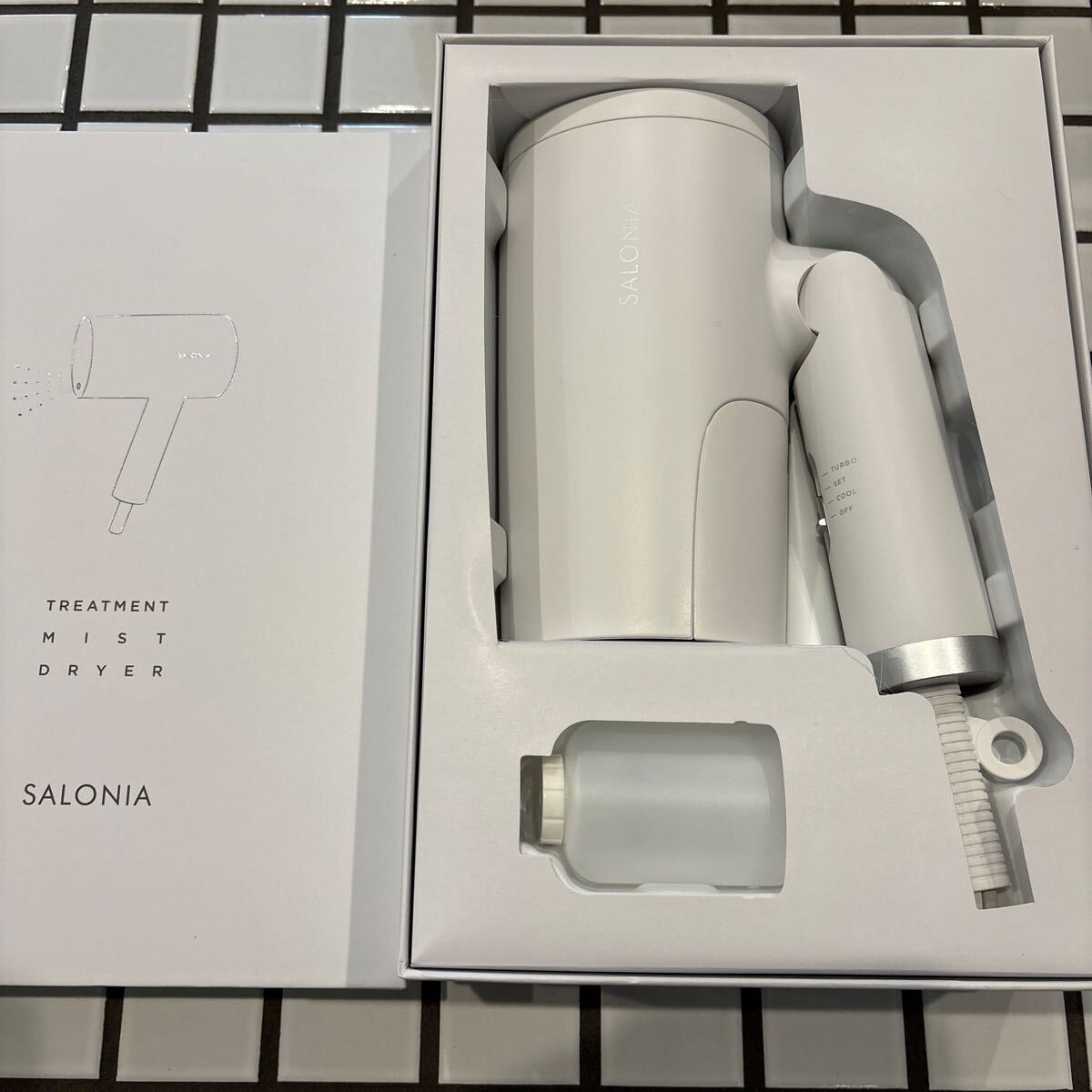 ★1円スタート★SALONIA サロニア トリートメント ミストドライヤー ジャンク]★美容家電 大風量マイナスイオン軽量コンパクト折り畳み速乾_画像10