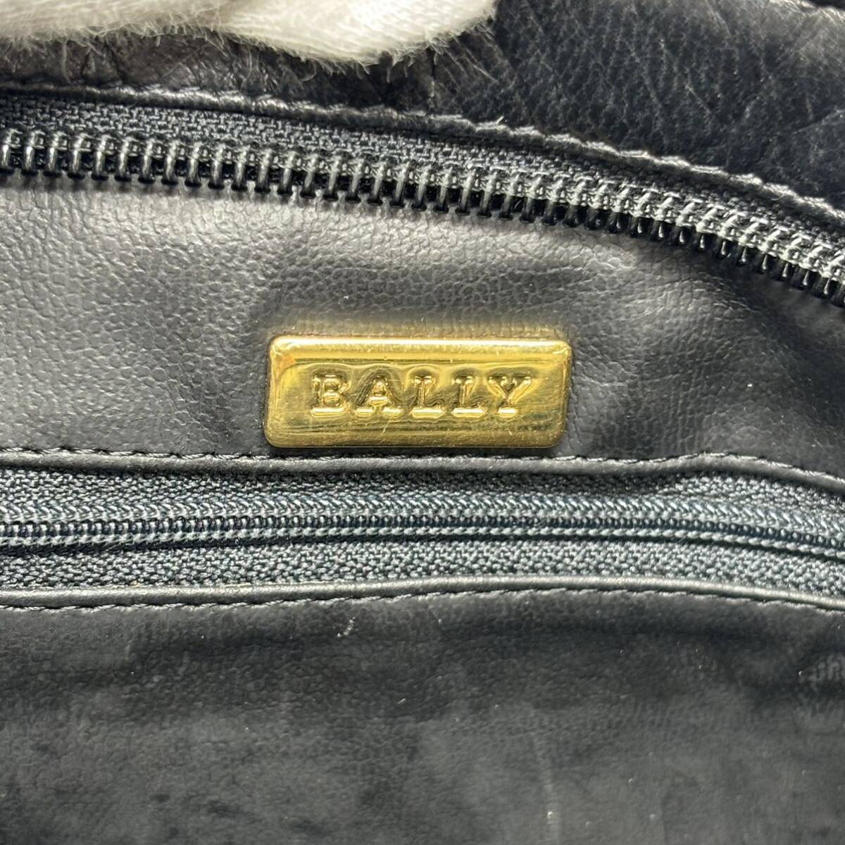 JX2024031855-01★2　バリー　BALLY　チェーンショルダーバッグ　キルティング　タッセル　フリンジ　レザー　黒　レディース　1円～_画像9