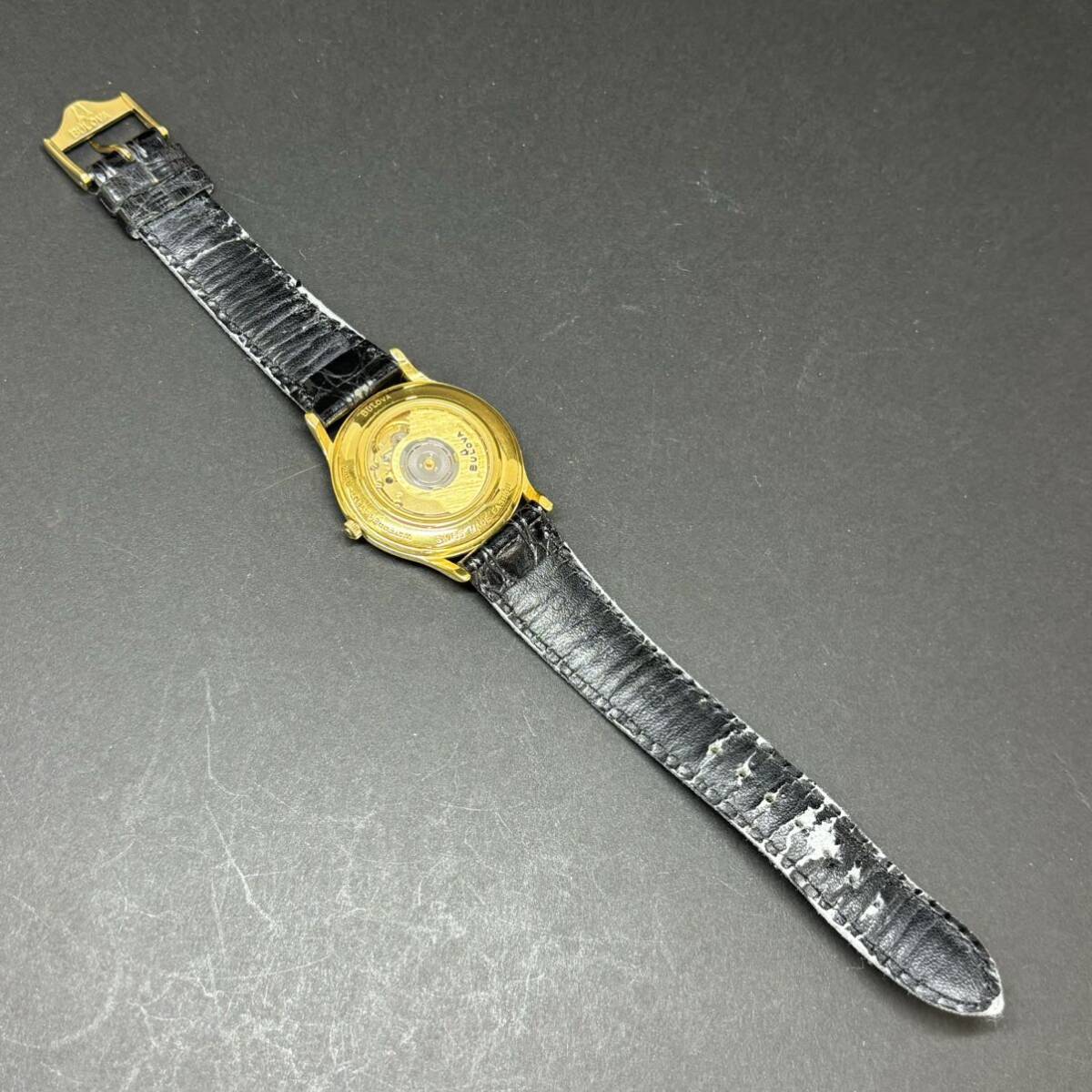 24C061 ブローバ BULOVA EA311011 自動巻き AT オートマ 裏スケ シャンパン文字盤 デイト レザーベルト メンズ腕時計 1円～の画像10