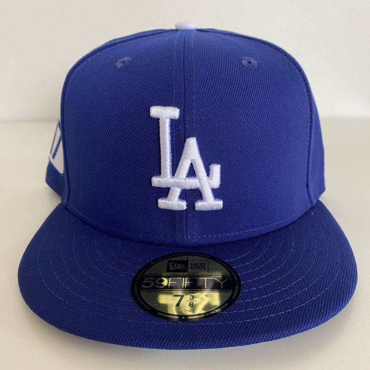新品 New Era ツバ裏ブラック LA Dodgers Royal Authentic Cap 新品 New Era ツバ裏ブラック LA Dodgers Royal Authentic Cap