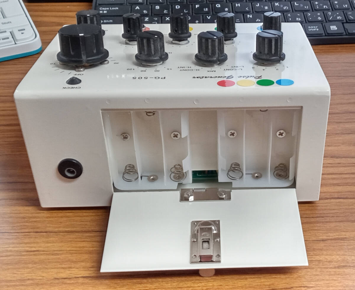 ジャンク 中古 鍼電極低周波治療器パルスジェネレーターPG-505の画像3