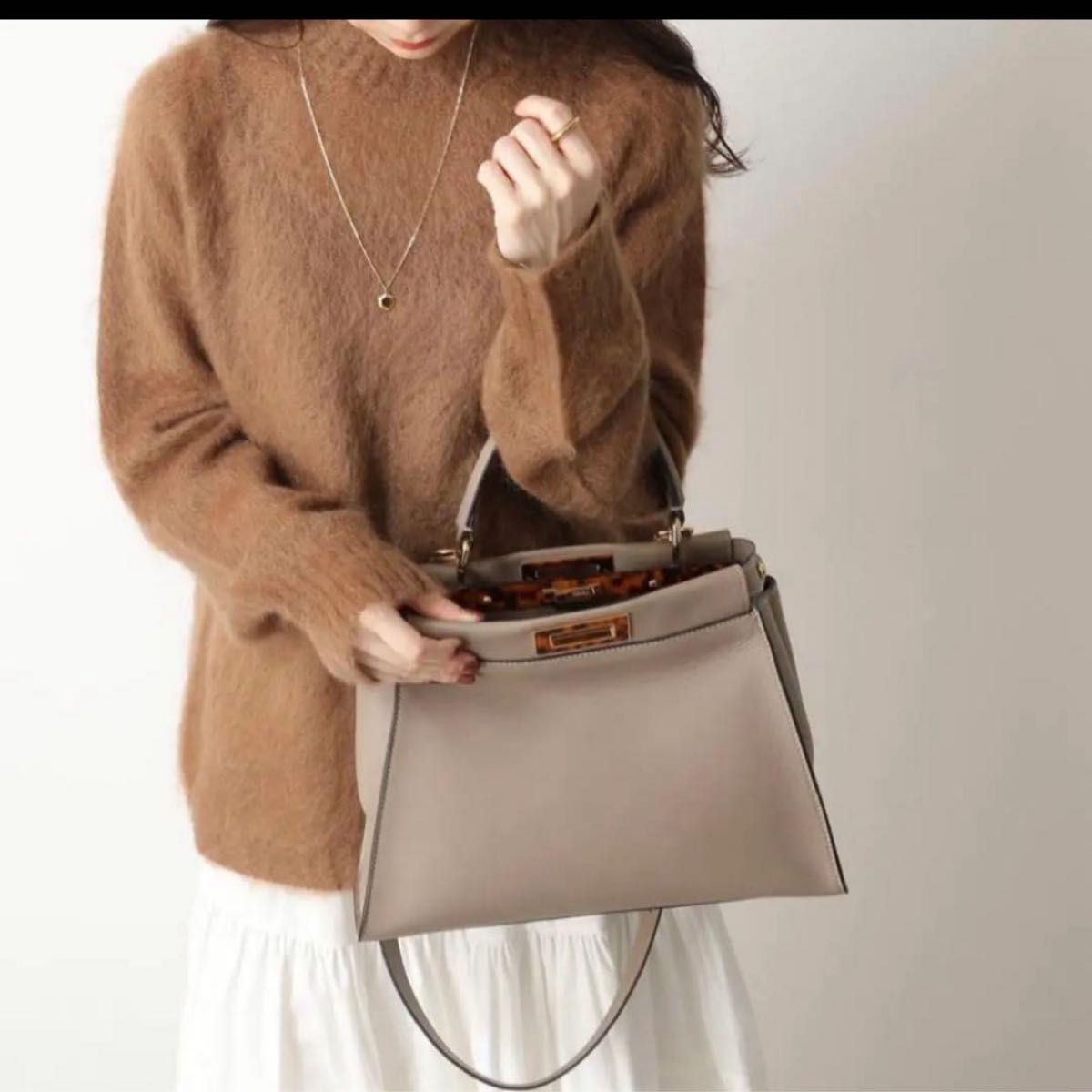 最終値下げ 【極美品】フェンディ ピーカブー ミディアム べっ甲 最終値下げ 【極美品】フェンディ ピーカブー ミディアム べっ甲