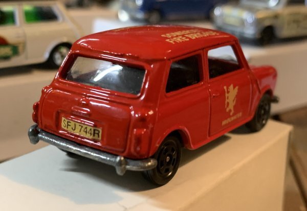 ミニクーパー mini cooper TRAFFIC  FIRE  赤/赤の画像3