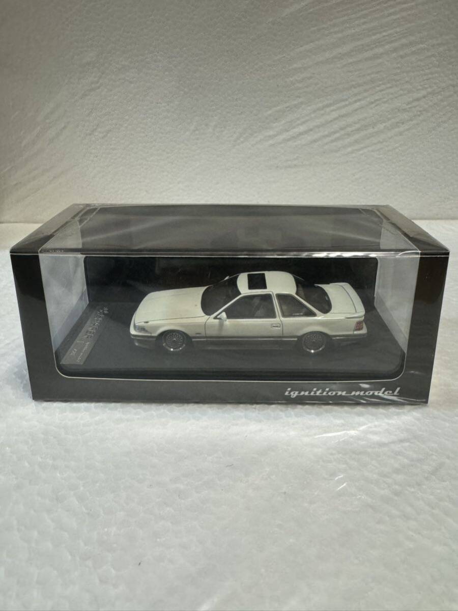 1/43 イグニッションモデル トヨタソアラZ20 3.0GT-LIMITED ホワイト/シルバー ミニカー ローダウン仕様 Toyota Soarer