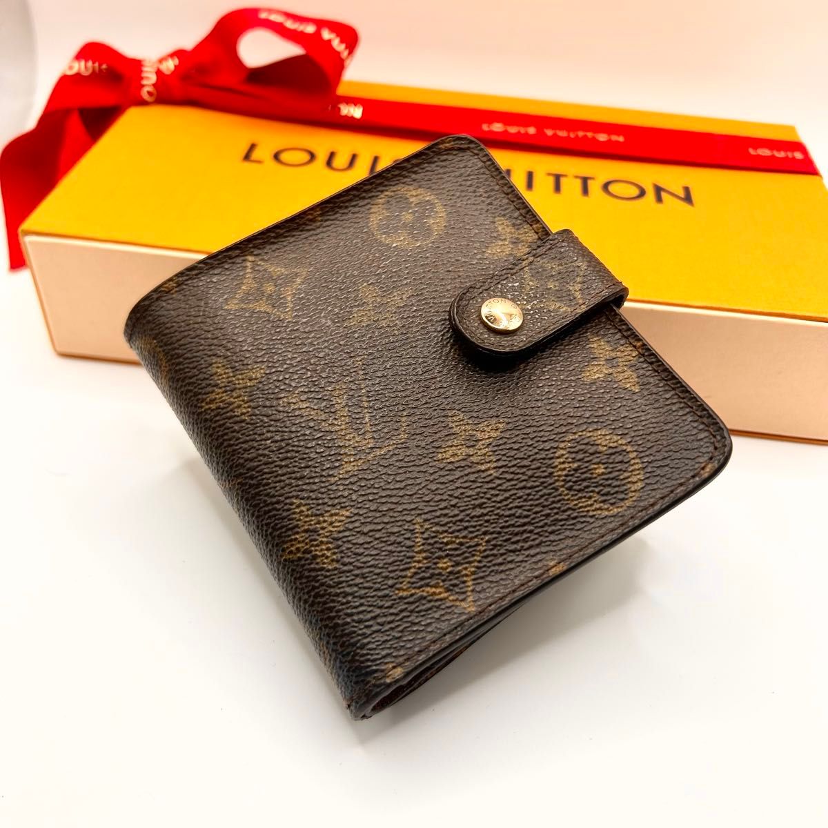 極美品　ルイヴィトン　 二つ折り財布　折り財布 コンパクトジップ