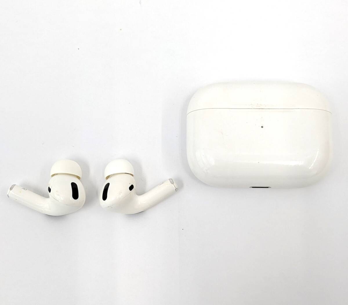 【1163】格安スタート エアポッズ プロ AirPods Pro 本体 箱 充電器付 A2083 A2084 A2190 イヤホン 通電ＯＫ ミュージック 音楽_画像5