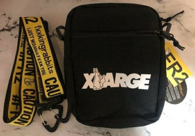 FR2 XLARGE ショルダーバッグ ブラック 黒