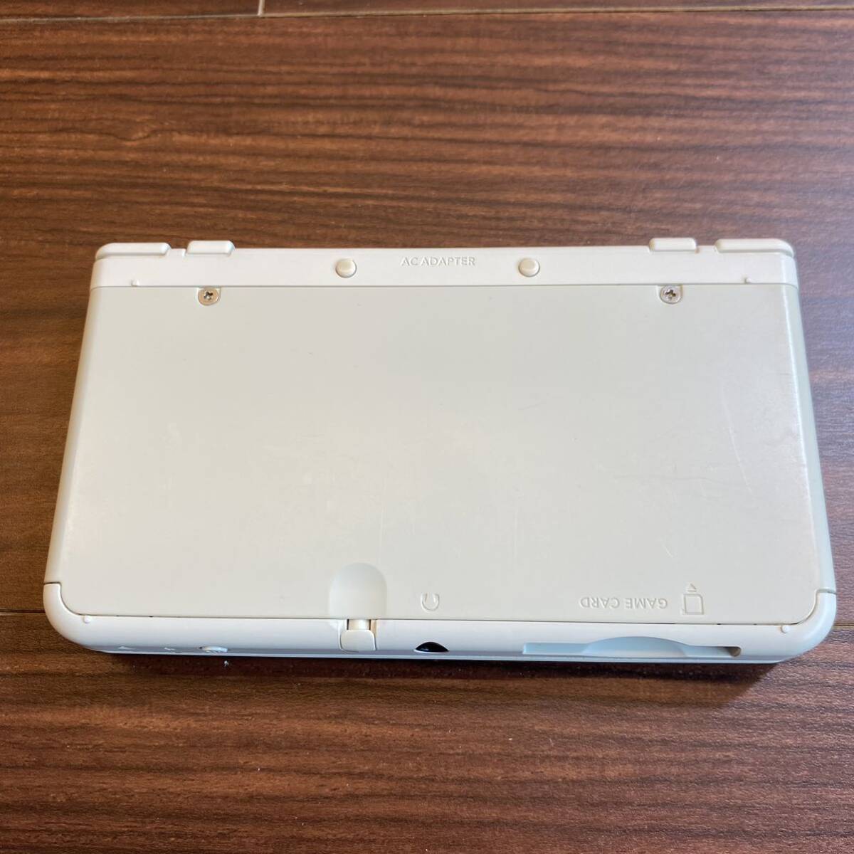 [ ultimate beautiful goods ]New Nintendo 3DS white 