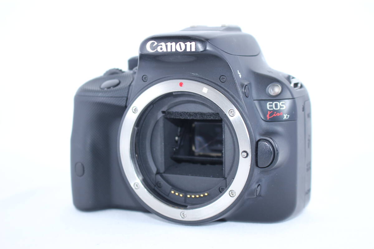 ★... красивая вещь ★ Canon  CANON EOS KiSS X7 EF-S 18-55mm f3.5-5.6 iS ★ работоспособность  OK★#A132