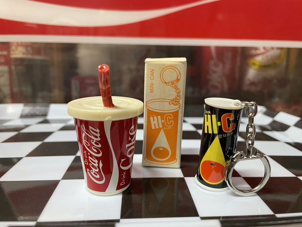 ★Coca-Cola Coke コカコーラグッズ ビンテージ雑貨 キーチェーン  カップ入りコカコーラ&HI-Cオレンジ 昭和レトロの画像2