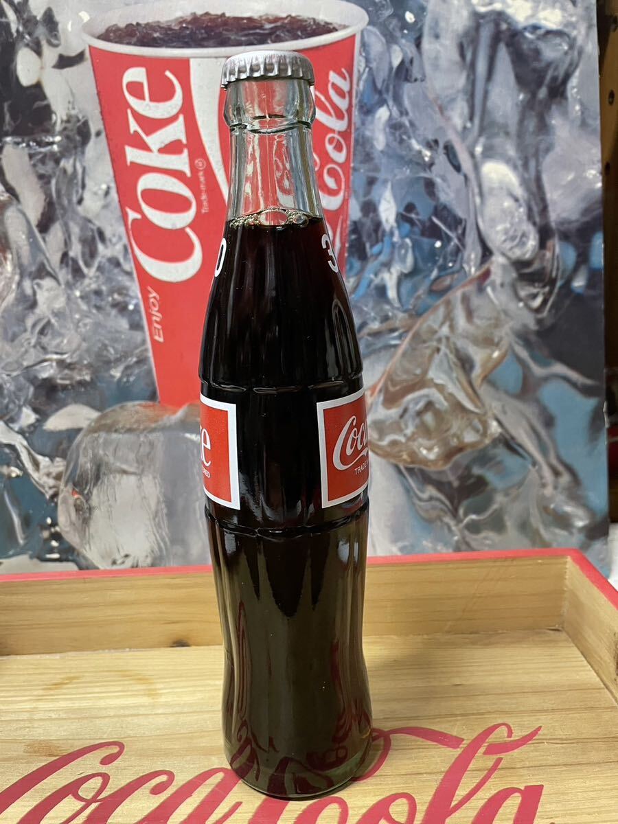 ★Coca-Cola Coke コカ・.コーラグッズ　 昭和の瓶コーラ300ml 未開栓　赤ラベル_画像2